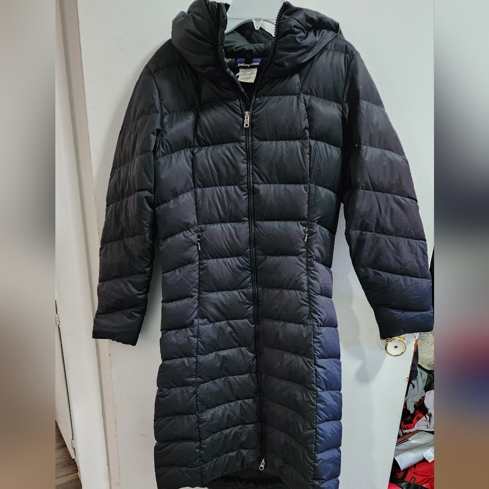 Womens PATAGONIA Black Down Long Parka Coat XS-Preowned GREAT Condition